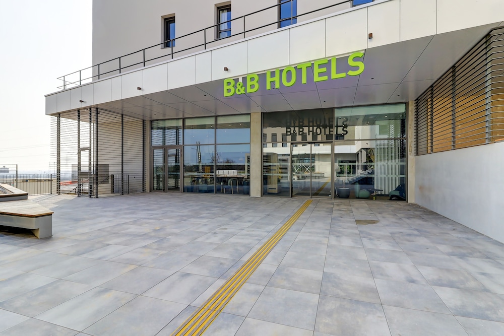B&B HOTEL Dijon Valmy Toison d'Or — photo 2